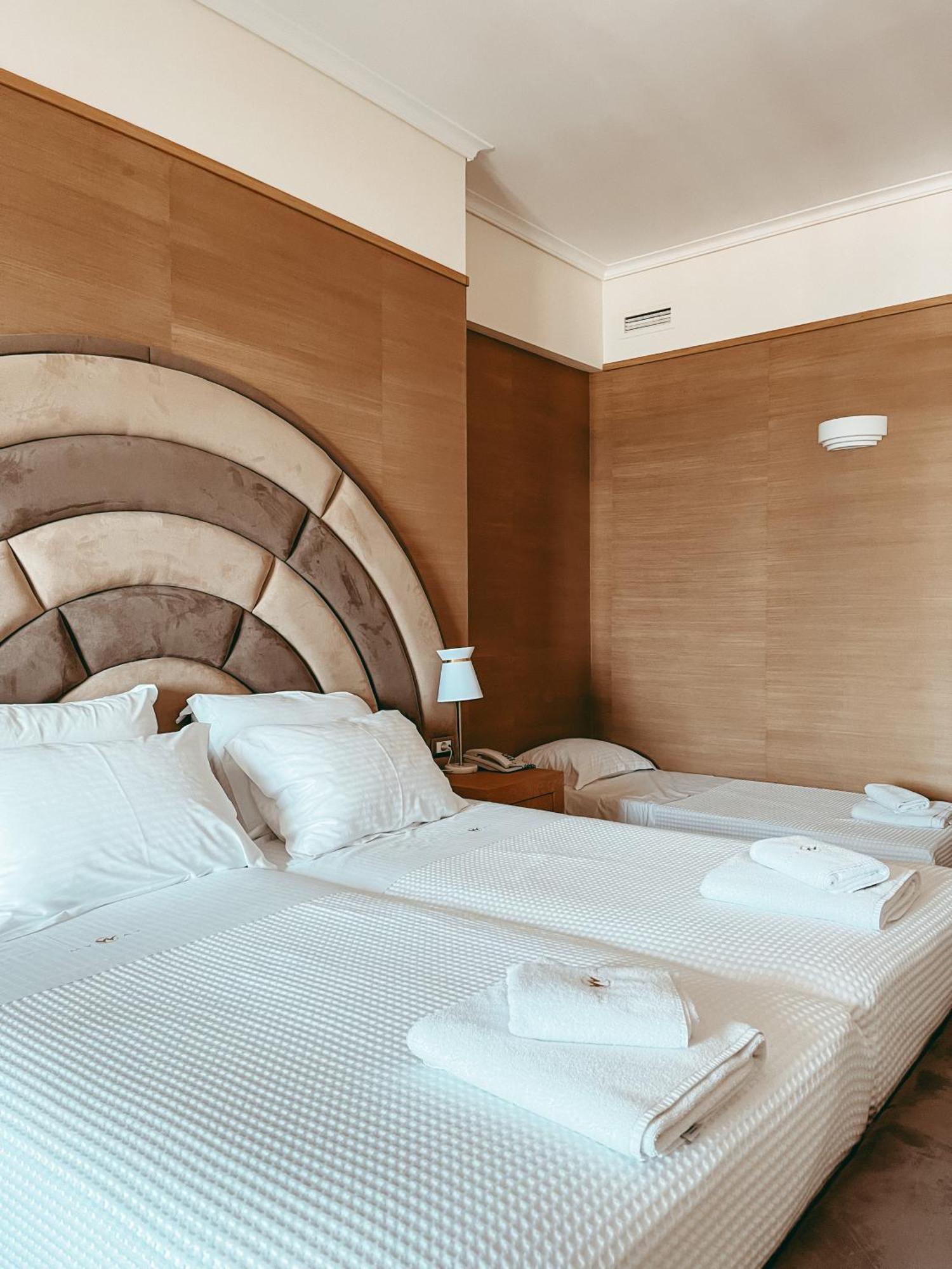 My Way Hotel & Events Patras Esterno foto